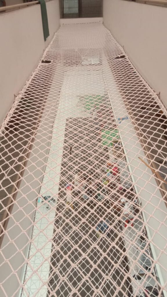 jaring pengaman nilon untuk rumah susun